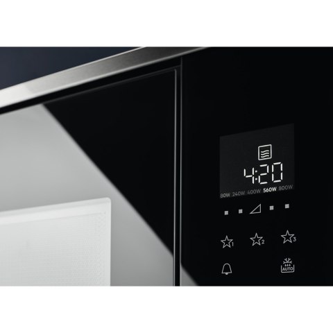Electrolux Kuchenka mikrofalowa Electrolux LMS2203EMX (700W; kolor czarny)