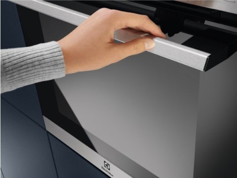 Electrolux Piekarnik ELECTROLUX EOF3H50BX