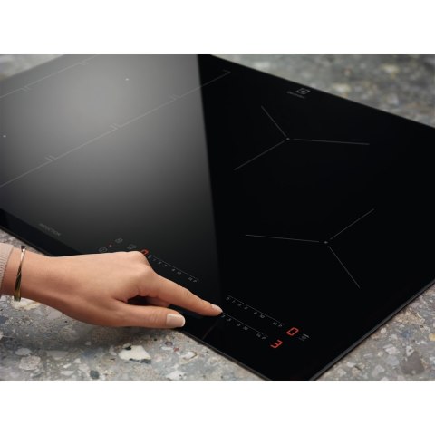 Electrolux Płyta indukcyjna ELECTROLUX EIS62443