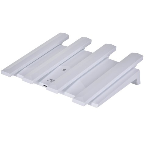 ZTE Poland Zestaw Router ZTE MC889 ODU 5G  + T3000
