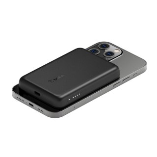 Belkin Powerbank bezprzewodowy Belkin BoostCharge Magnetic Wireless Power Bank 2.5K MagSafe Compatible 2500mAh Black