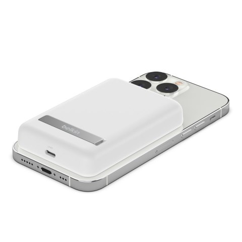 Belkin Powerbank bezprzewodowy Belkin BoostCharge Magnetic Wireless Power Bank 5K + Stand MagSafe Compatible 5000mAh 7,5W White