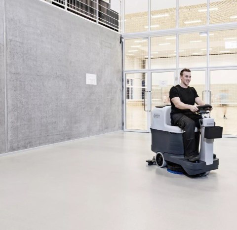 NILFISK NILFISK Automat myjący/bateria/samojezdn SC2000 53B