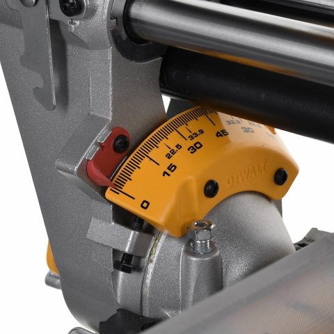 DeWalt Pilarka tarczowa DeWalt DWS780-QS (1675W; 305mm)