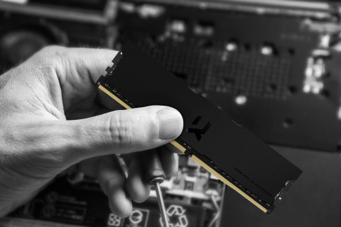 GoodRam GOODRAM DDR4 IRP-K3600D4V64L18S/8G 8GB 3600MHz 18-22-22 Deep Black GoodRam GOODRAM DDR4 IRP-K3600D4V64L18S/8G 8GB 3600MHz 18-22-22 Deep Black