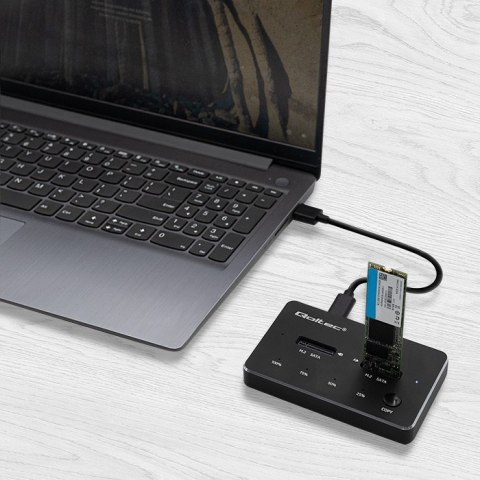 Qoltec QOLTEC STACJA DOKUJĄCA DYSKÓW 2X SSD M.2 SATA | NGFF | USB TYP C Qoltec QOLTEC STACJA DOKUJĄCA DYSKÓW 2X SSD M.2 SATA | NGFF | USB TYP C