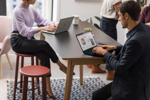 Hewlett-Packard HP EliteBook 860 G10 i7-1355U 16" 2,8K 120Hz OLED 16GB DDR5 5200MHz SSD512 IrisXe 96EUs 2xTB4 76Wh W11Pro 3Y OnSite