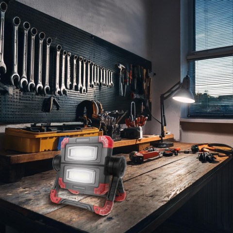 Maclean MACLEAN LAMPA ROBOCZA WARSZTATOWA LED COB 300 LM, 3 TRYBY ŚWIECENIA, ZASILANIE 4XAA, TEMP. BARW.6500K MCE439