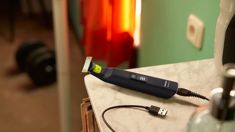 Philips Golarka PHILIPS OneBlade Pro QP 6542/15