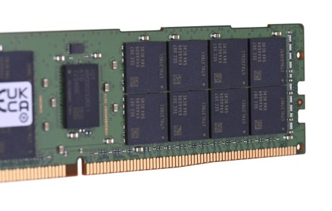 Samsung SemiConductor Samsung RDIMM 64GB DDR4 2Rx4 3200MHz PC4-25600 ECC REGISTERED M393A8G40AB2-CWE