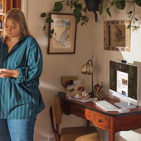 Hewlett-Packard HP 27-cr0222nw AIO Ryzen 7 7730U 27.0"FHD IPS AG 300nits 16GB DDR4 SSD512 Radeon 680M LAN Win11 2Y Shell White