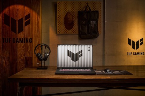 ASUS ASUS TUF Gaming A18 FA808UM-S9058 Ryzen 7 260 18.0" 2.5K 240Hz IPS-level 500nits AG 16GB DDR5 5600 SSD512 GeForce RTX 5060 8GB W